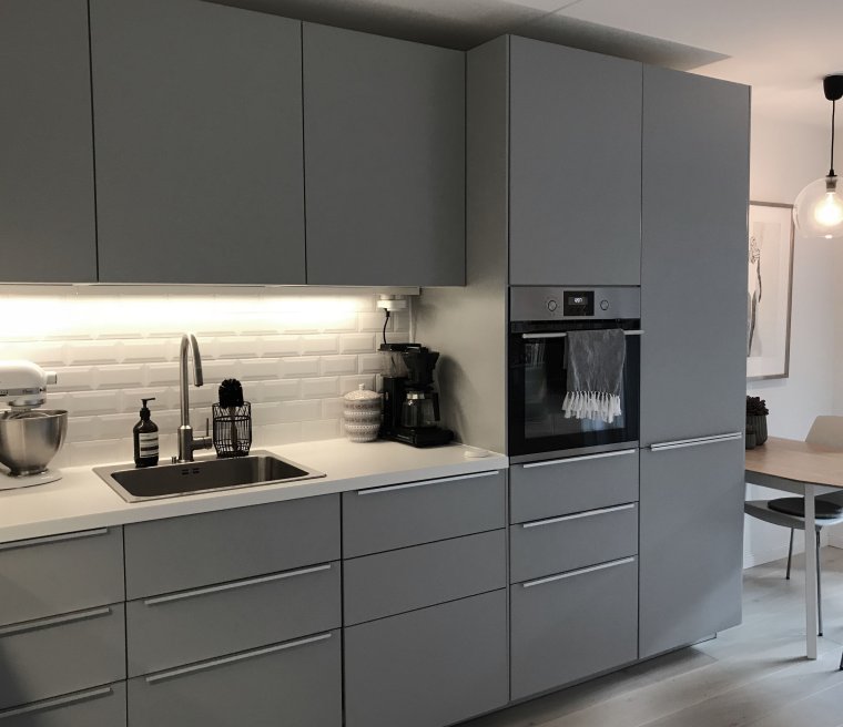 Шкаф навесной икеа метод Воксторп 20x40