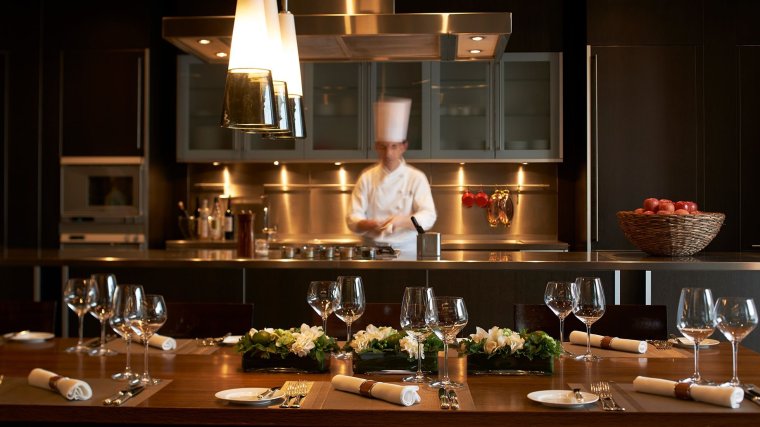 Современная кухня ресторана