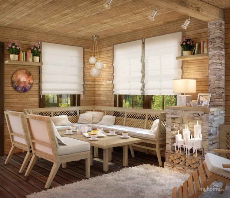 Деревянный дом внутри