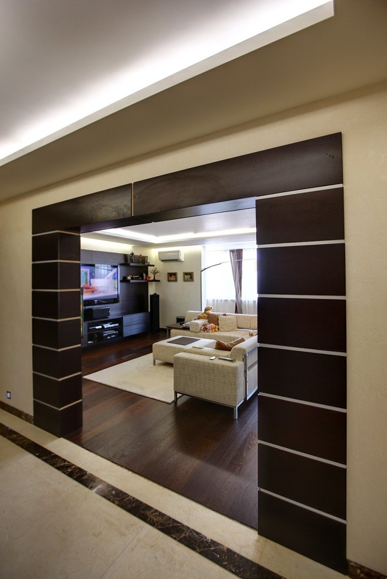 Арка между кухней и гостиной