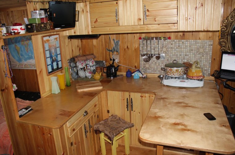 Кухонный гарнитур из вагонки