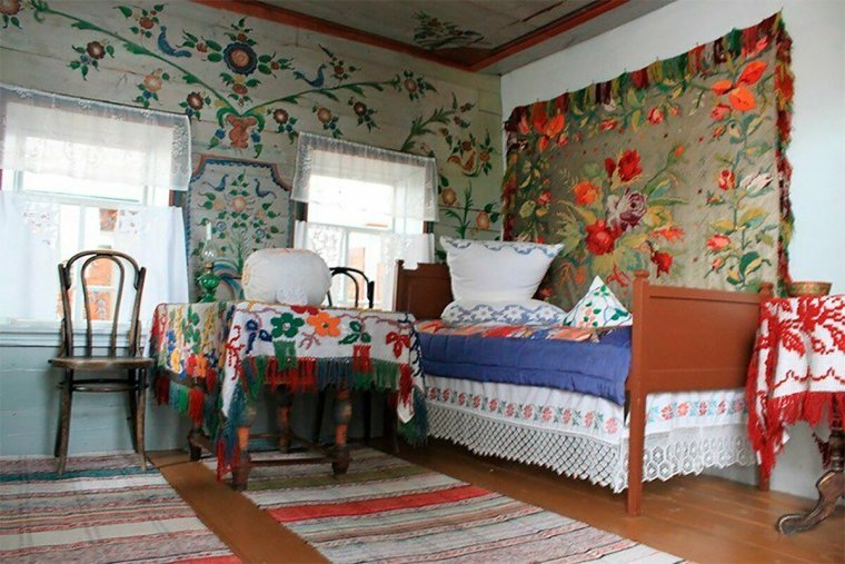 Ковры в деревенском доме