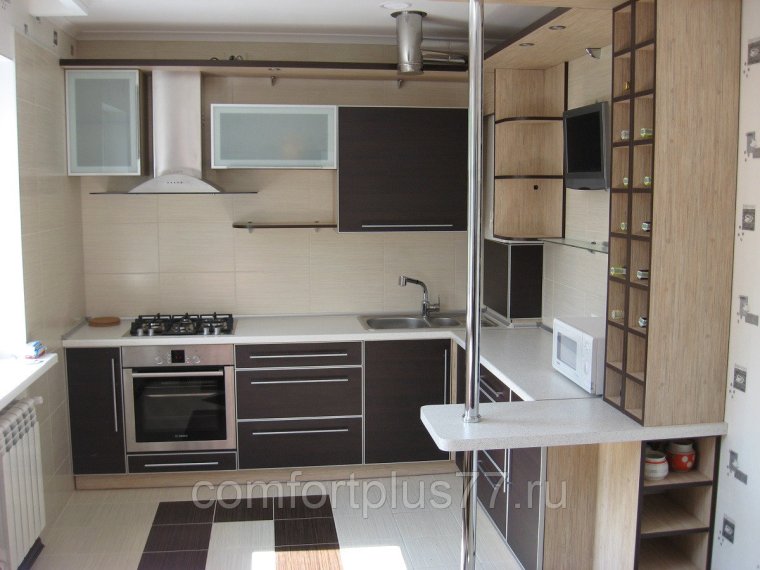 Кухня с антресолями