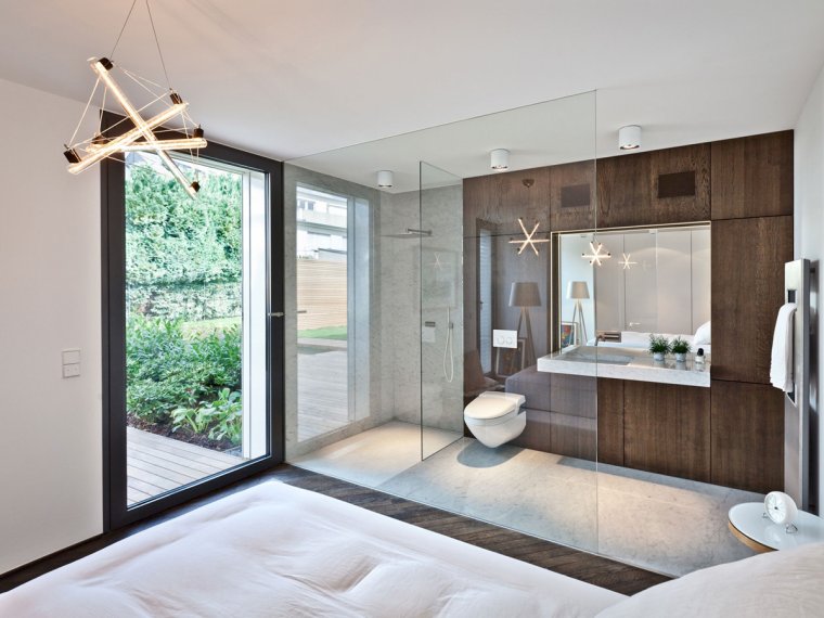 Спальня с душевой