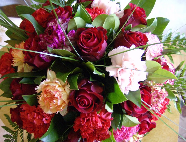 Красивые пышные букеты цветов