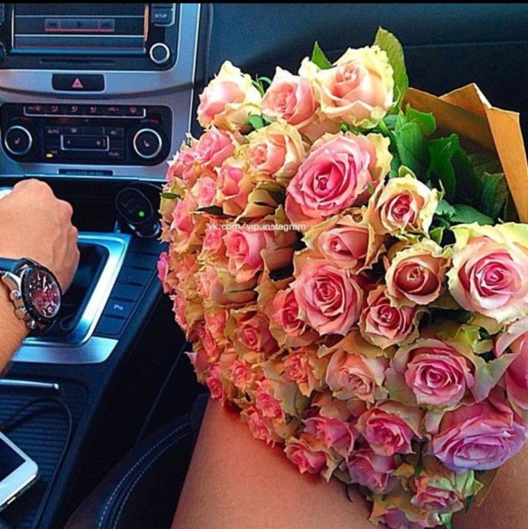 Шикарный букет в руках