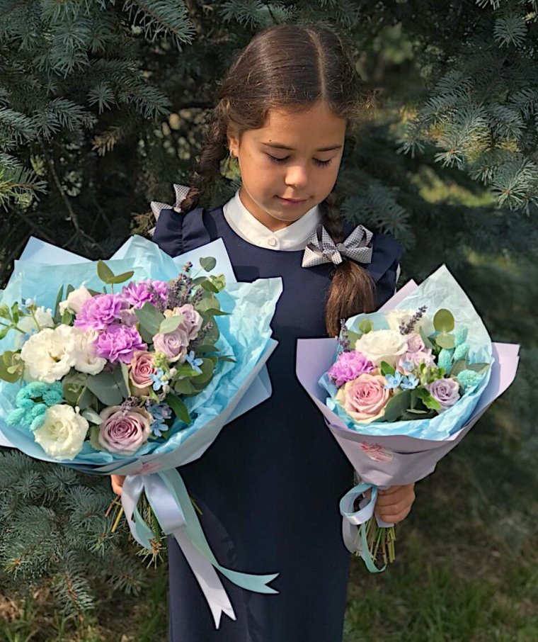 Букет с гортензией на 1 сентября