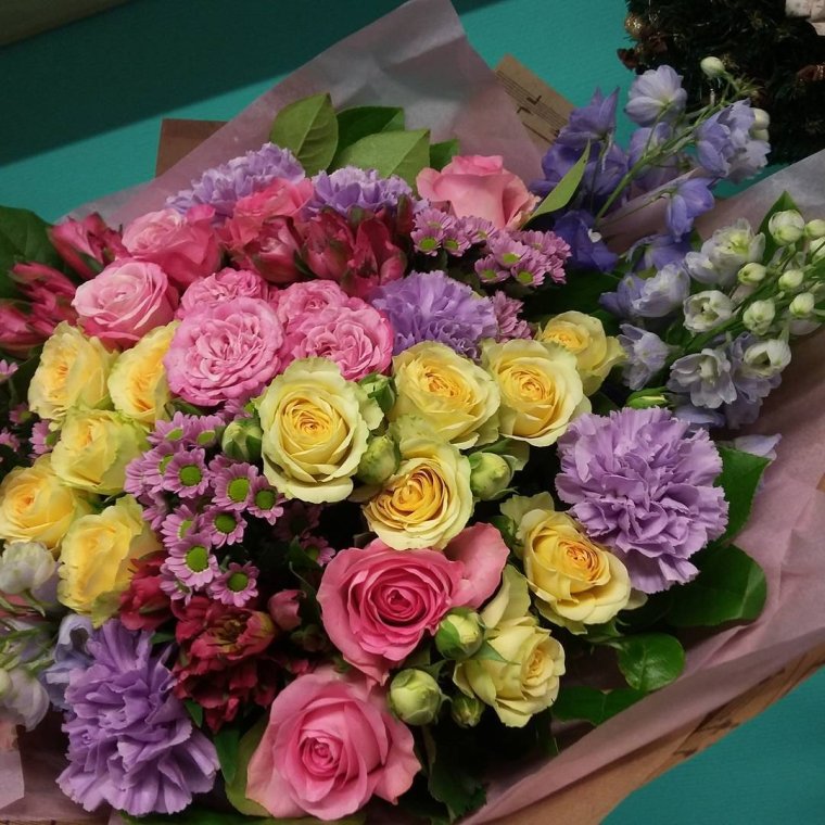 Много букетов