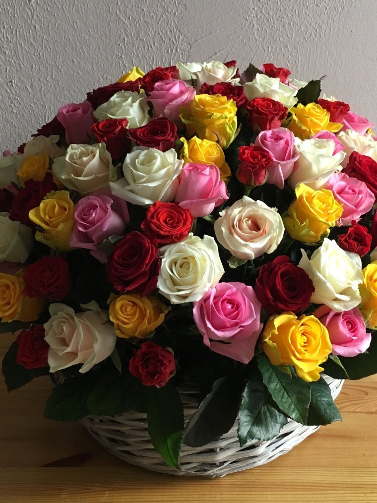 Букет разноцветных цветов