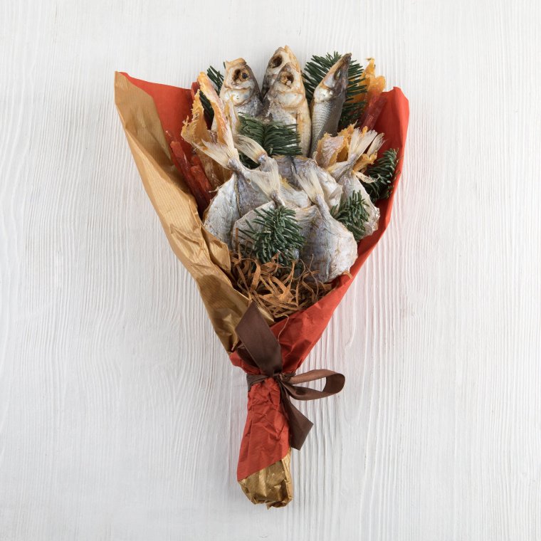 Букет из пива и рыбы