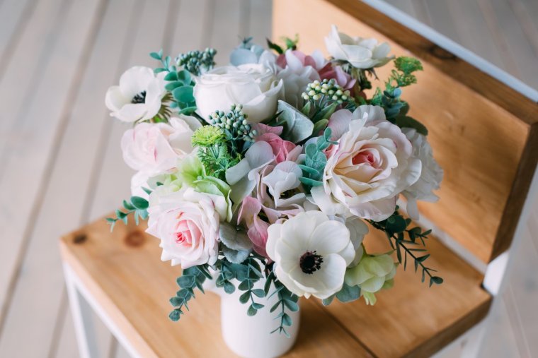 Красивый букет нежных роз