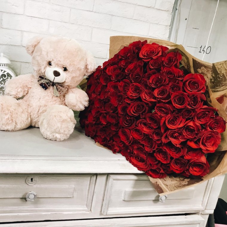 Большой букет с мишкой
