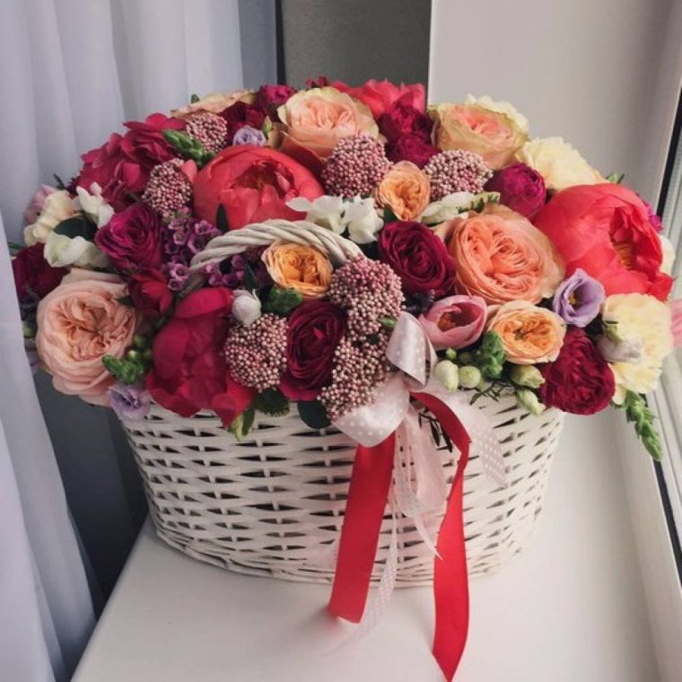 Роскошный букет цветов