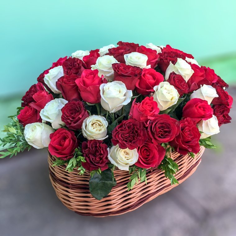 Красивые корзины из роз