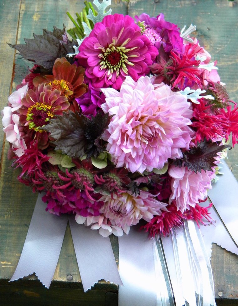 Букет циния и геогрины