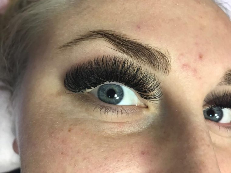 Ужасные нарощенные ресницы