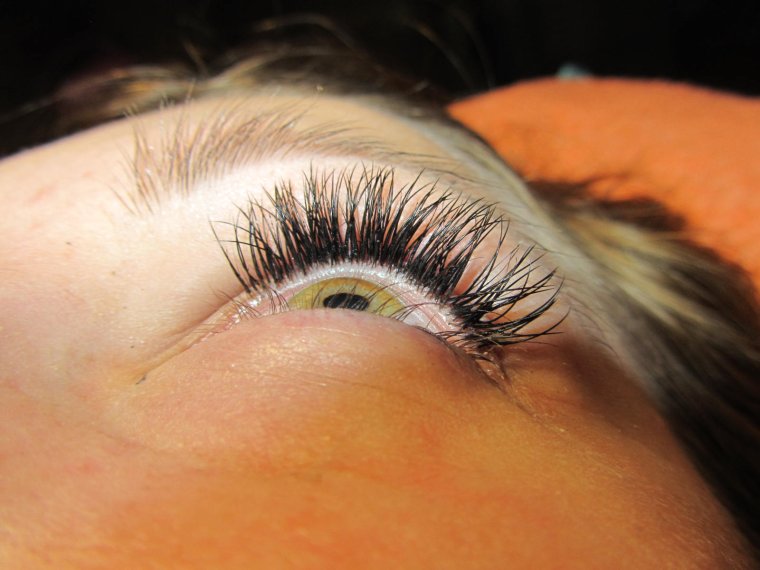 Классическое наращивание ресниц неудачное