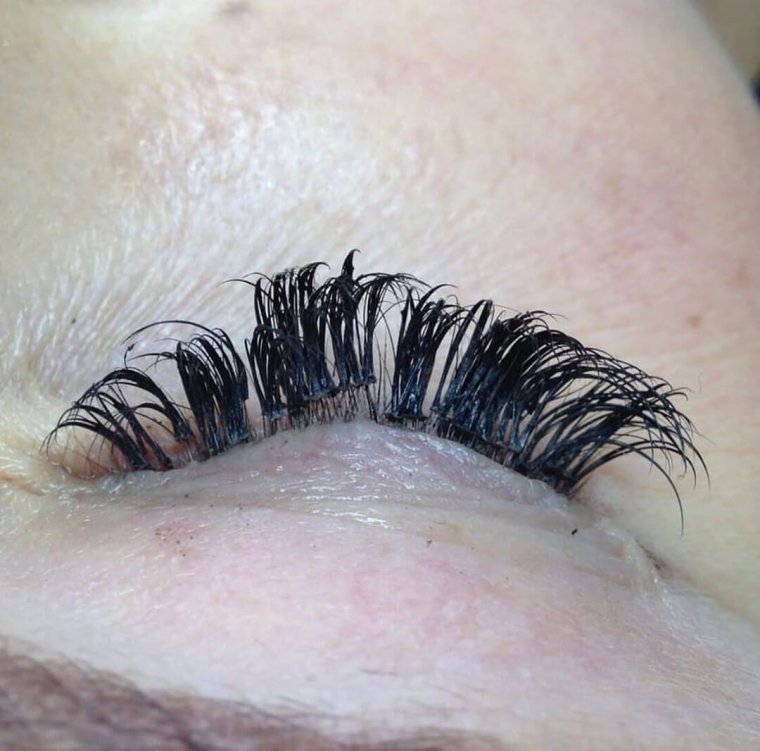 Некачественные ресницы