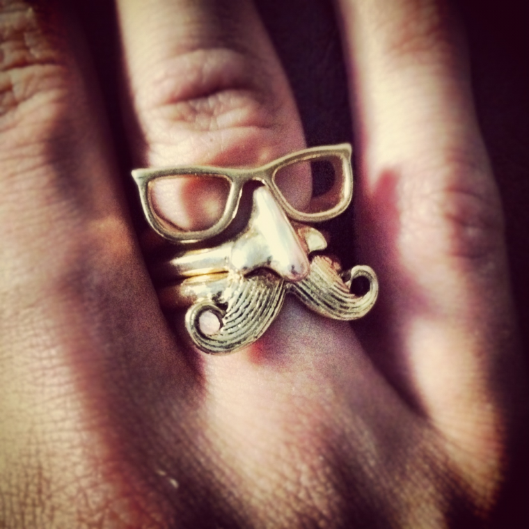 Кольца странные смешные