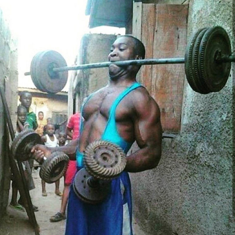 Смешной качок