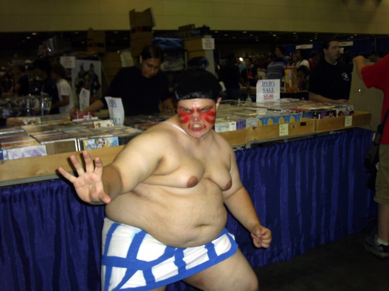 Самые толстые люди на пляже