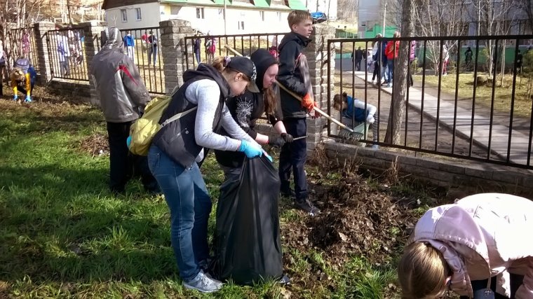 Субботник в храме картинки