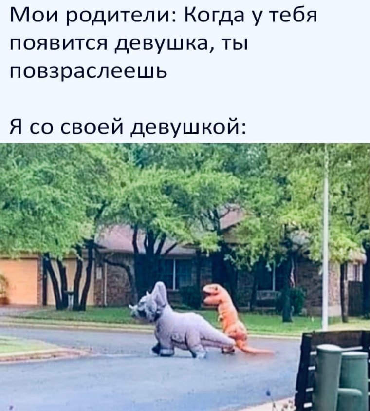 Белка с набитым ртом