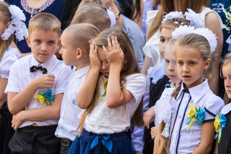 Толпа первоклашек