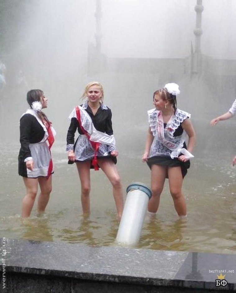 Пьяные выпускницы