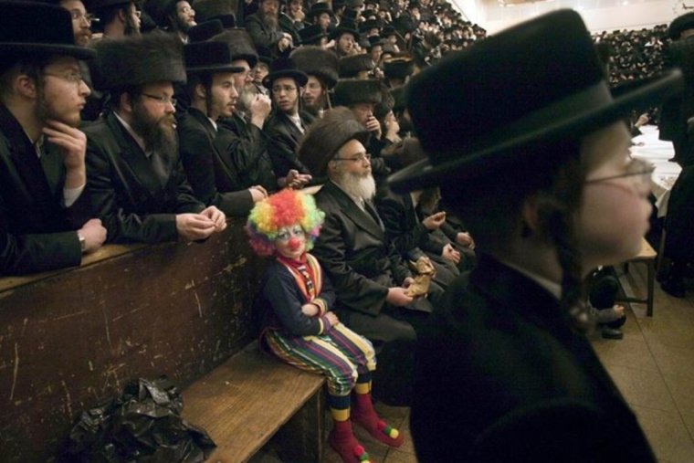 Клоун среди евреев