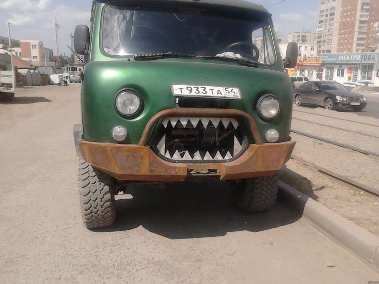 УАЗ Буханка злая решетка