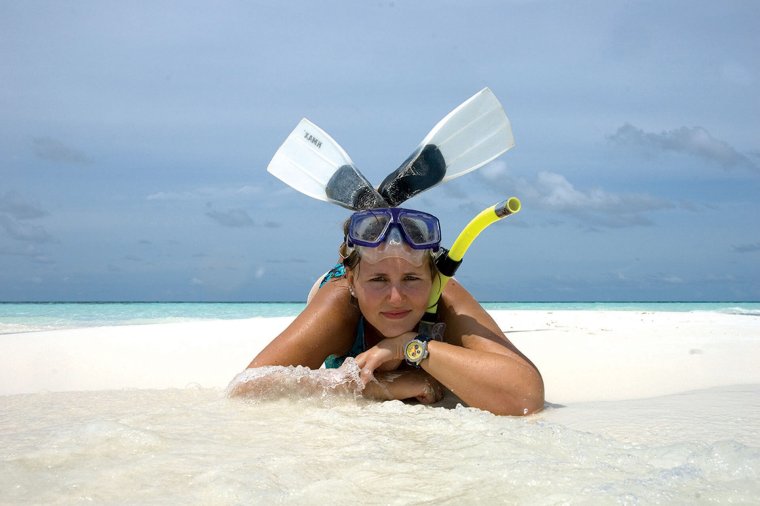 Мальдивы снорклинг девушка