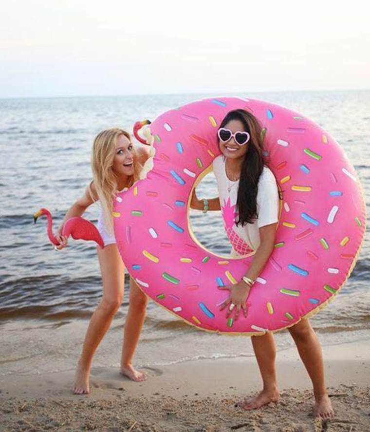 Оригинальные фотосессии на пляже