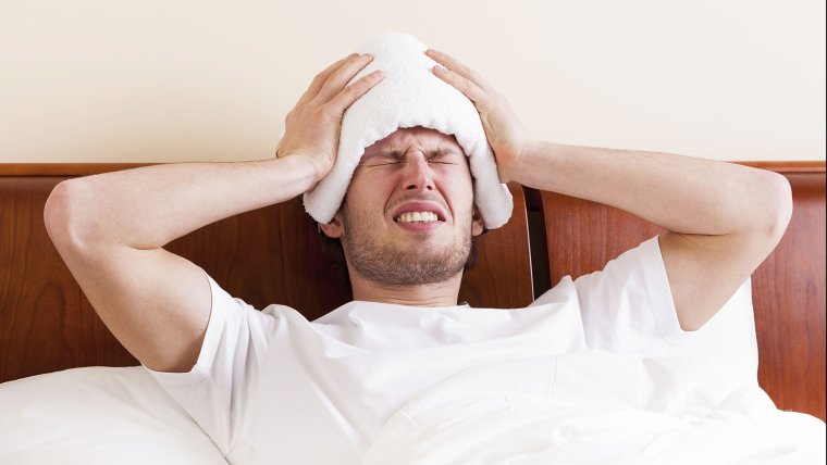 Мужик с головной болью