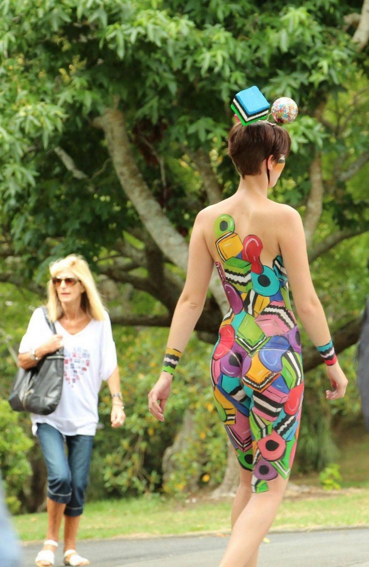 Смешные и забавные девушки