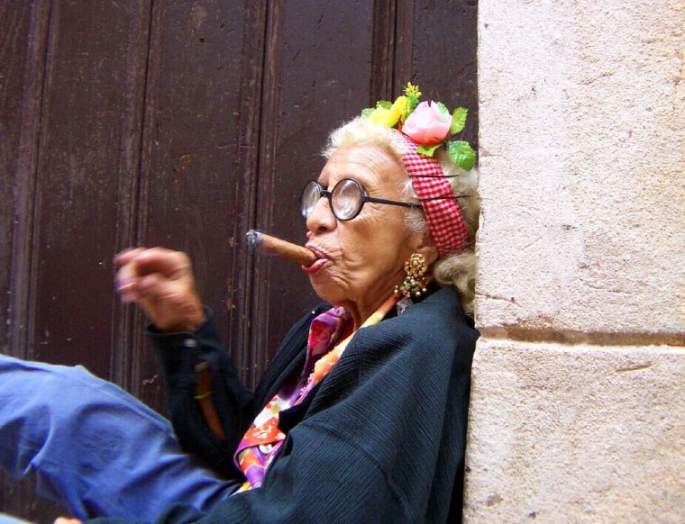 Старая бабка