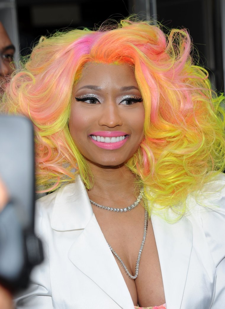 Ники Минаж прически