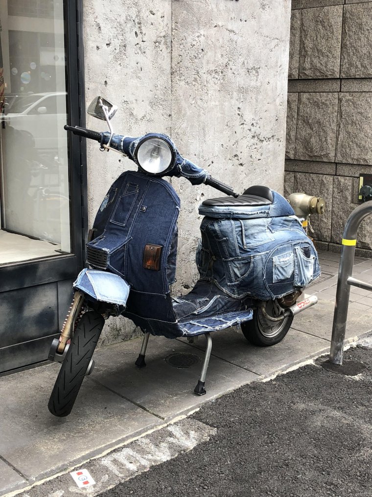 Мокик смешной