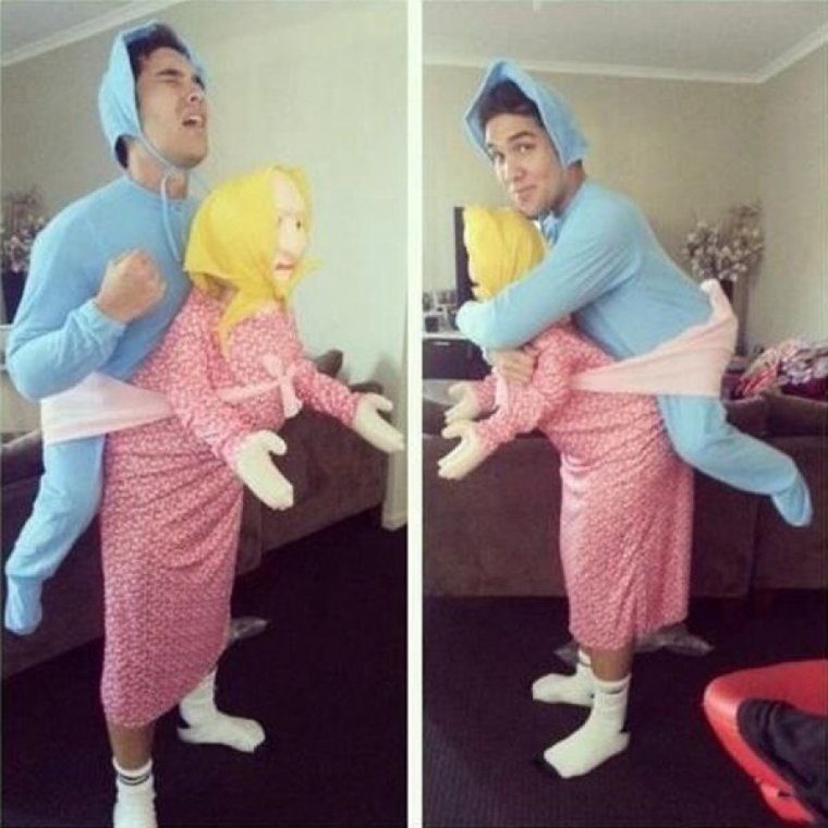 Костюм на ноги смешной