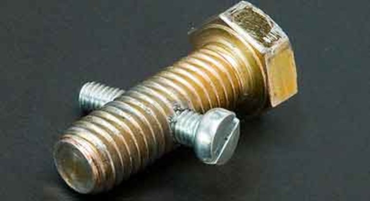 Хитрый болт с гайкой