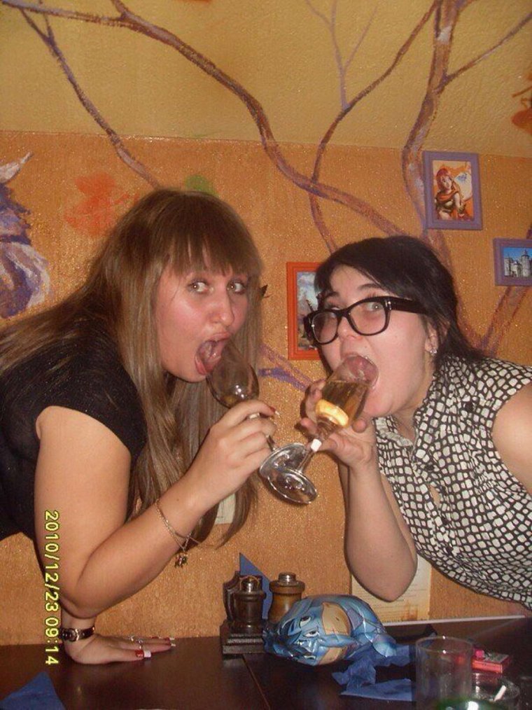 Пьяные женщины из социальных сетей
