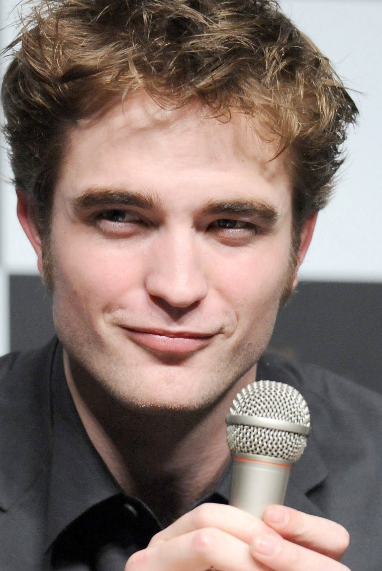 Роберт Паттинсон мемы