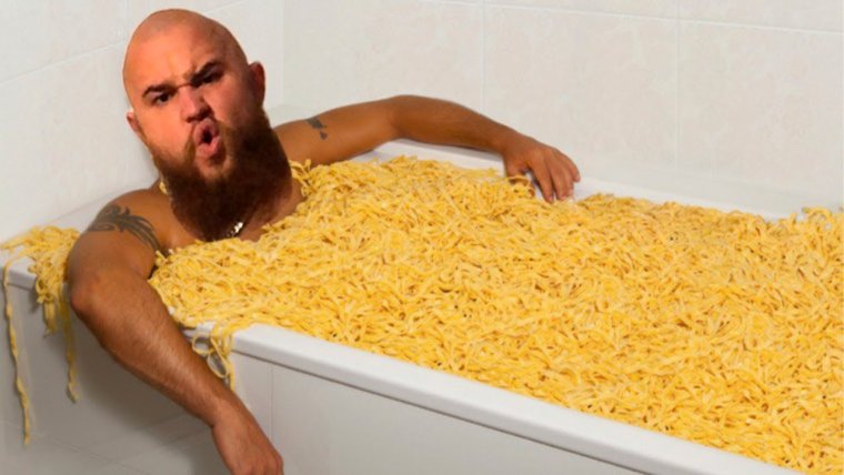 Фёдор Бондарчук в лапше