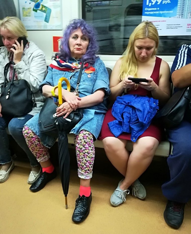 Смешная одежда на улице