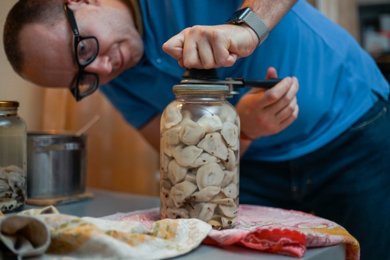 Закатанные банки