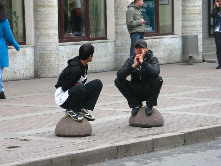 На кортах сидит