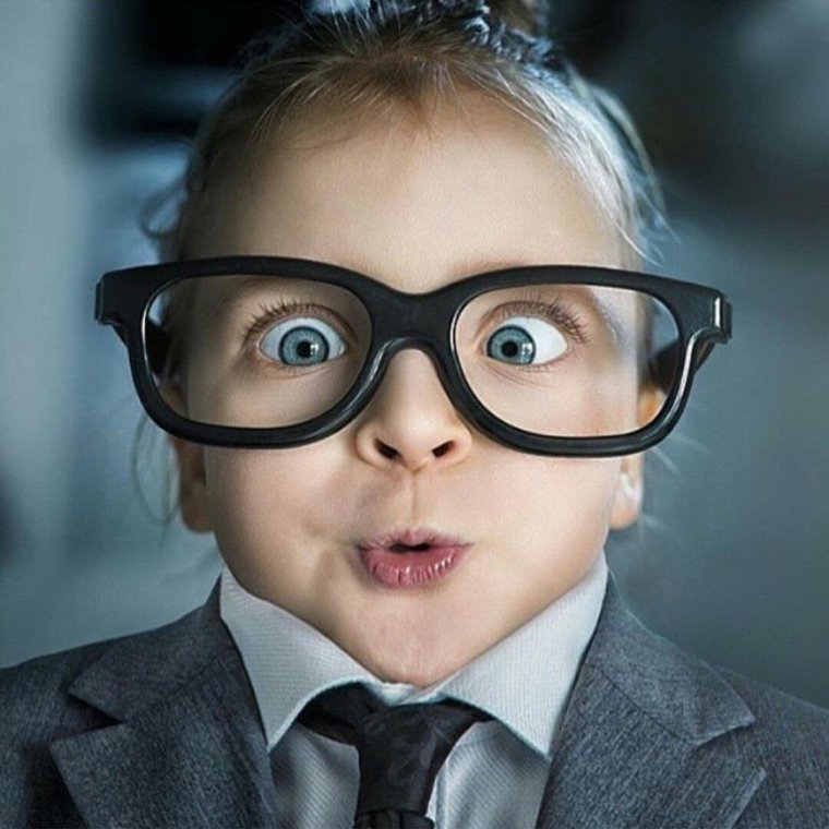 Очки с глазами