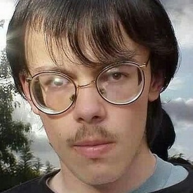 Очкарик ботан