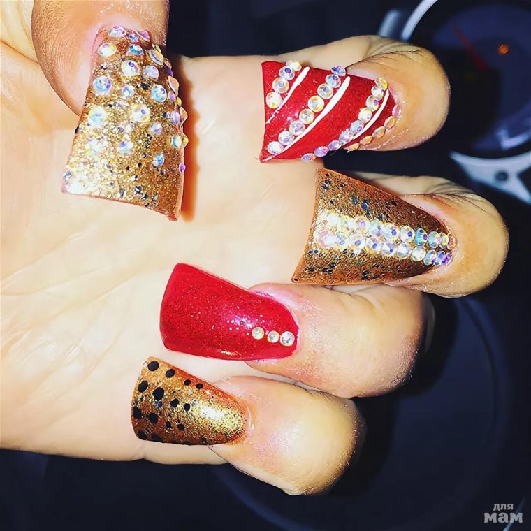 Страшные нарощенные ногти