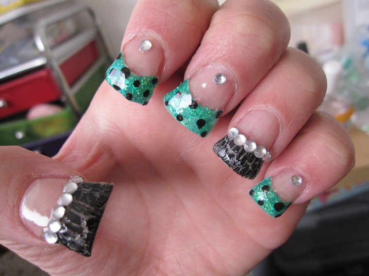 Неудачный маникюр